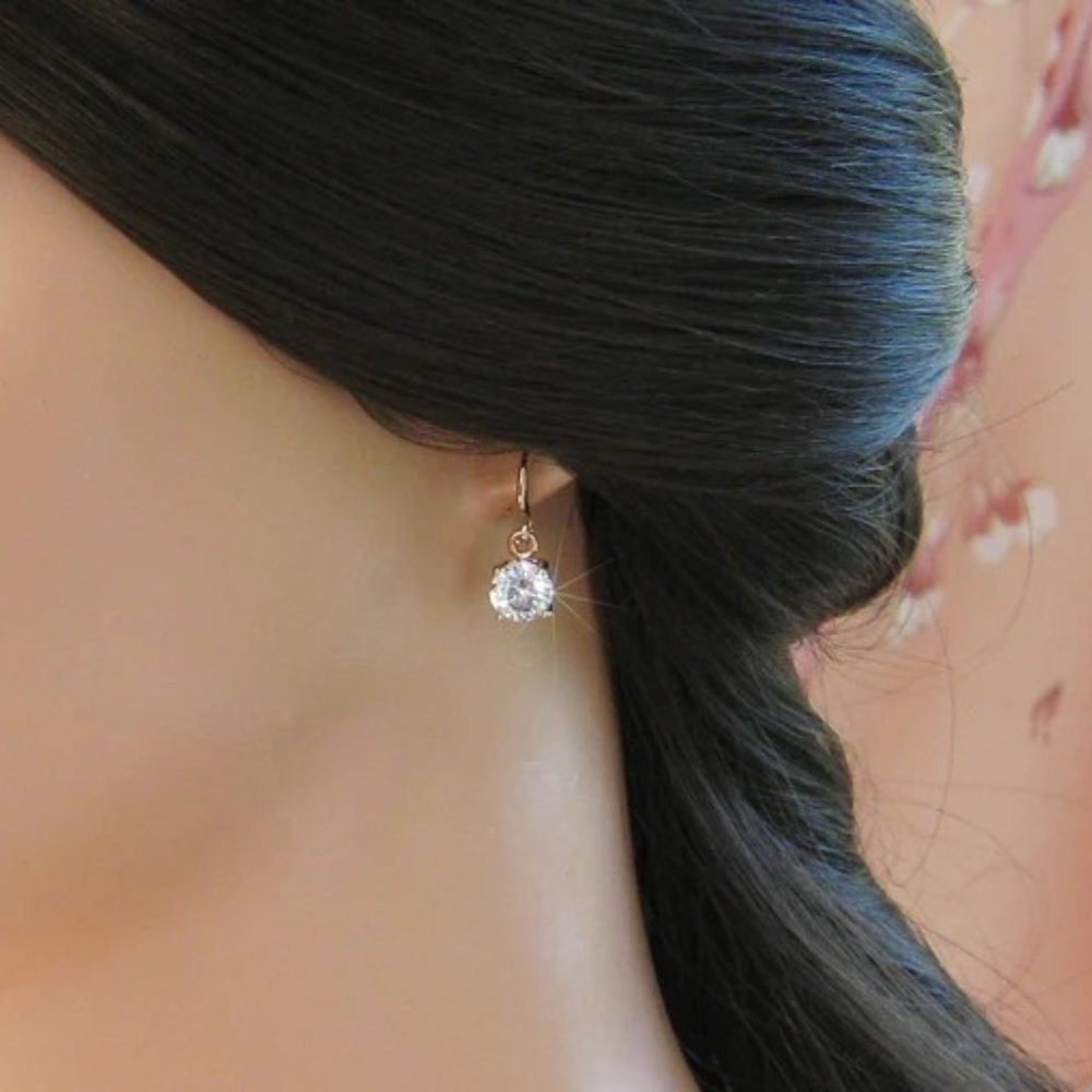 EARRINGS - Picture 6 of 9